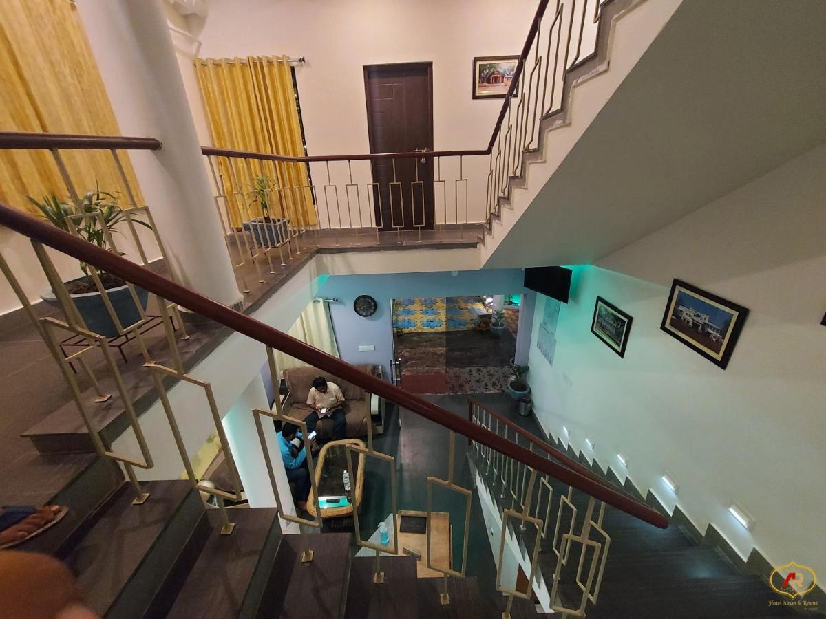 Hotel Aayes And Resort Шантиникетан Экстерьер фото