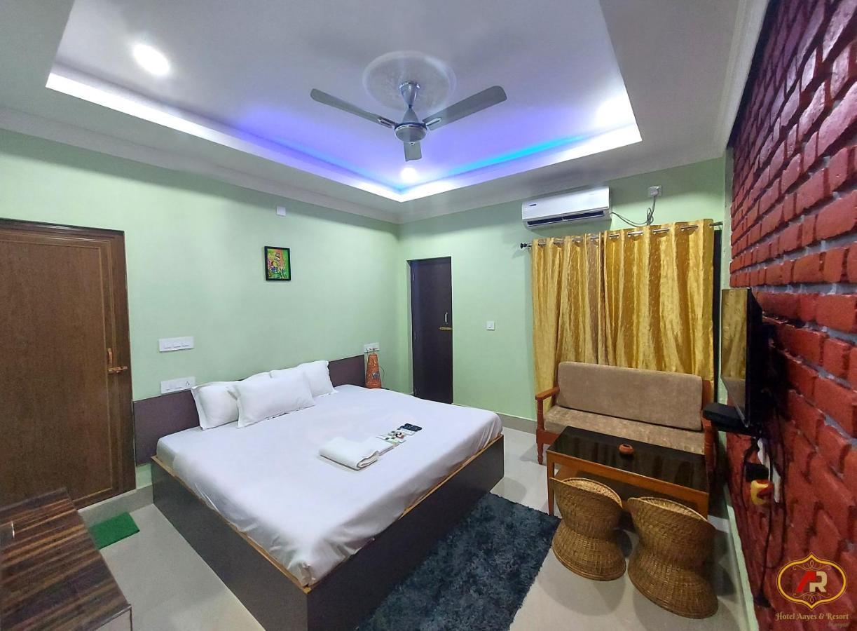 Hotel Aayes And Resort Шантиникетан Экстерьер фото